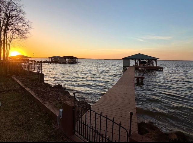 20848 Bay Shore Dr, Flint, TX 75762