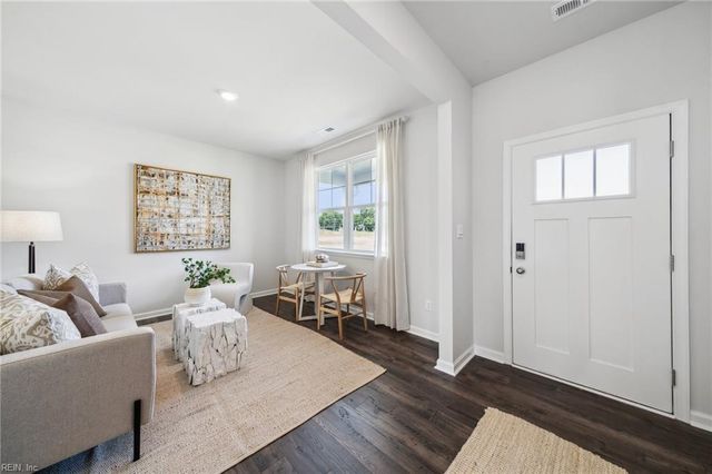 107 Gallop WAY, Yorktown, VA 23690