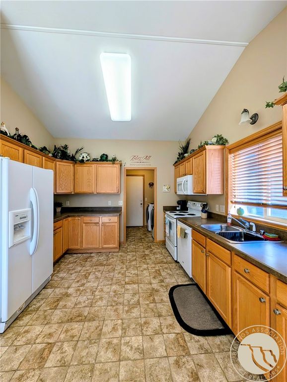 3886 Avenue C, Billings, MT 59106 photo 4