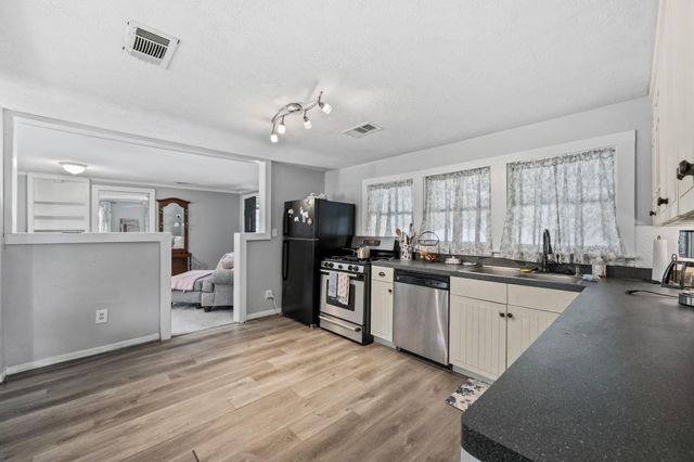 13914 Fm 1409, Old River-winfree, TX 77535