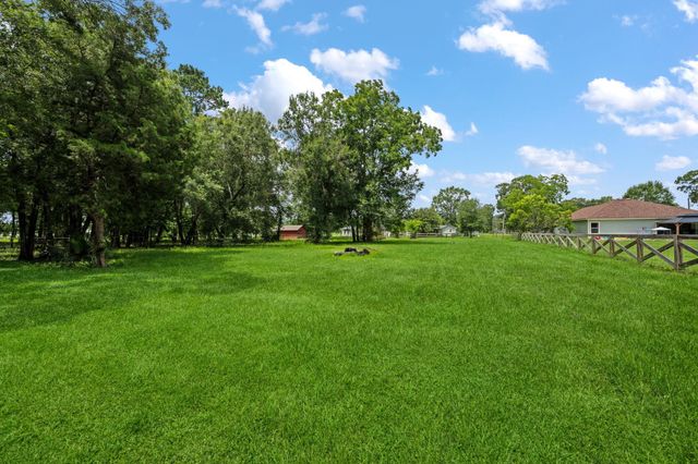 13914 Fm 1409, Old River-winfree, TX 77535