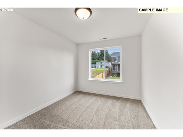 1564 Brown St, Woodburn, OR 97071