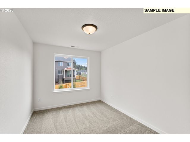 1564 Brown St, Woodburn, OR 97071