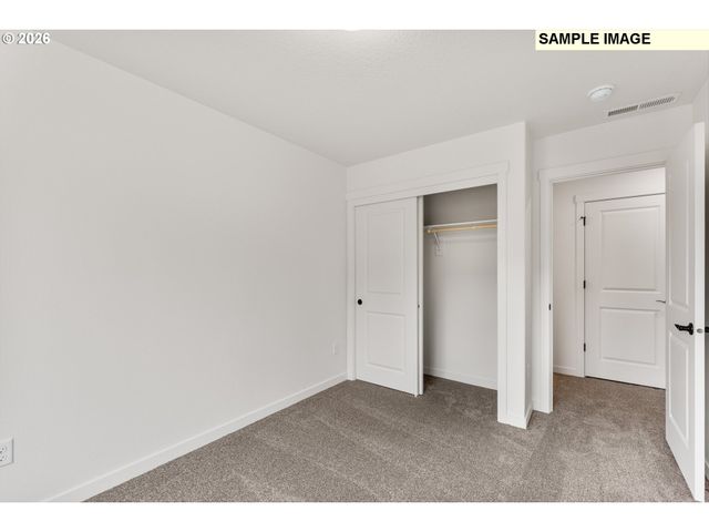 1564 Brown St, Woodburn, OR 97071