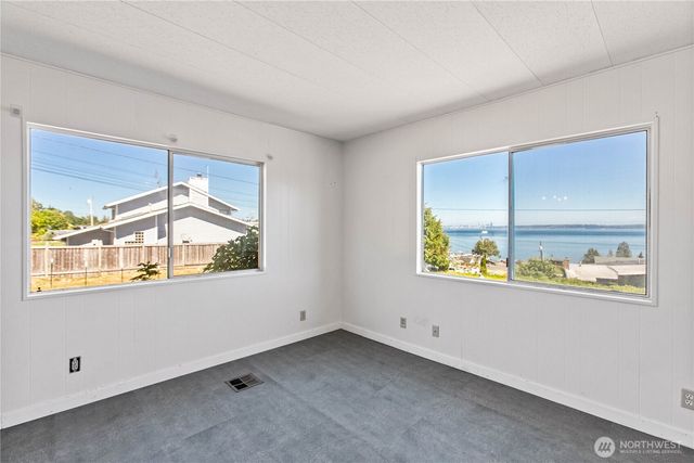 2372 Valley Avenue E, Port Orchard, WA 98366