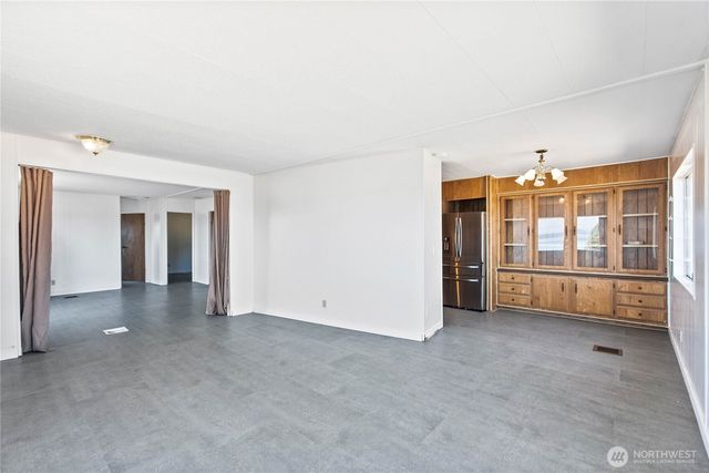 2372 Valley Avenue E, Port Orchard, WA 98366