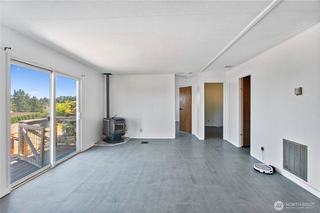 2372 Valley Avenue E, Port Orchard, WA 98366