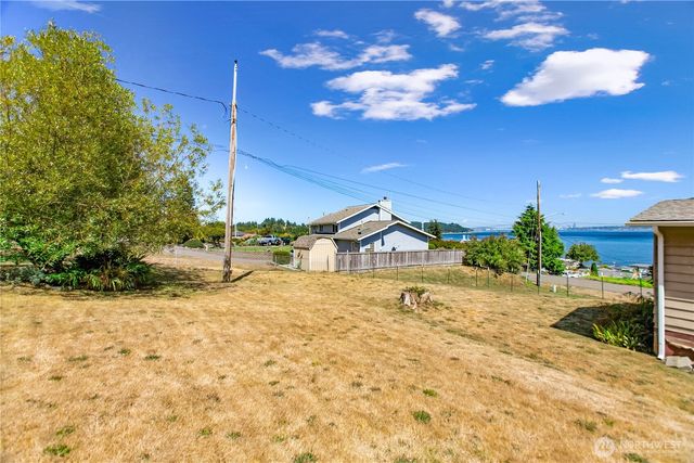 2372 Valley Avenue E, Port Orchard, WA 98366