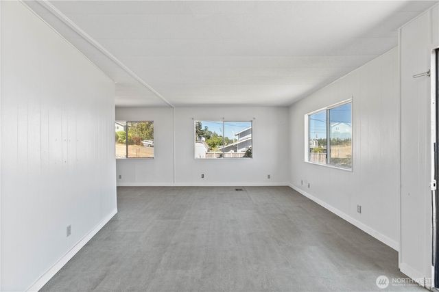 2372 Valley Avenue E, Port Orchard, WA 98366