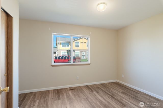 942 NE Cordero Place, Oak Harbor, WA 98277