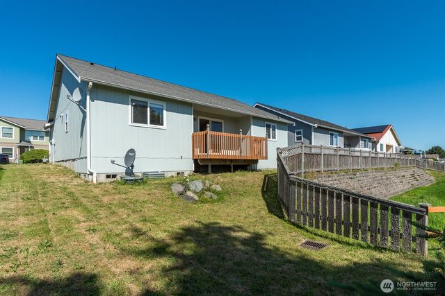 942 NE Cordero Place, Oak Harbor, WA 98277