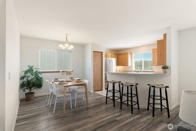 942 NE Cordero Place, Oak Harbor, WA 98277