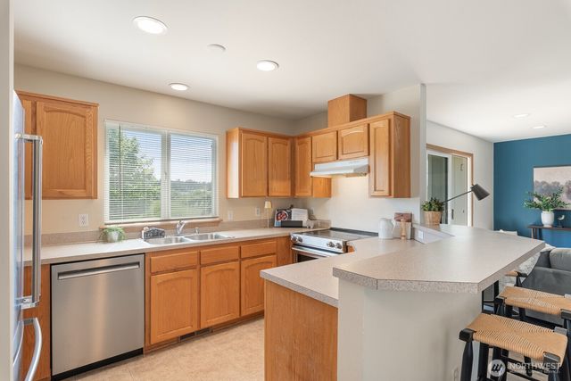942 NE Cordero Place, Oak Harbor, WA 98277