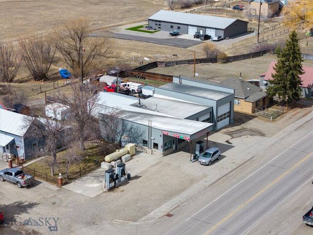 301 1st Avenue N, Clyde Park, MT 59018