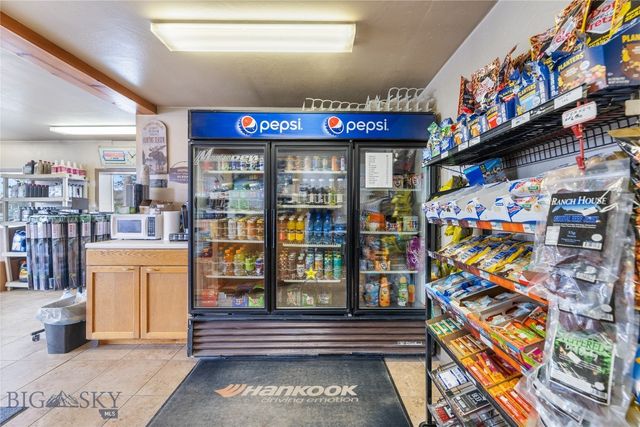 301 1st Avenue N, Clyde Park, MT 59018