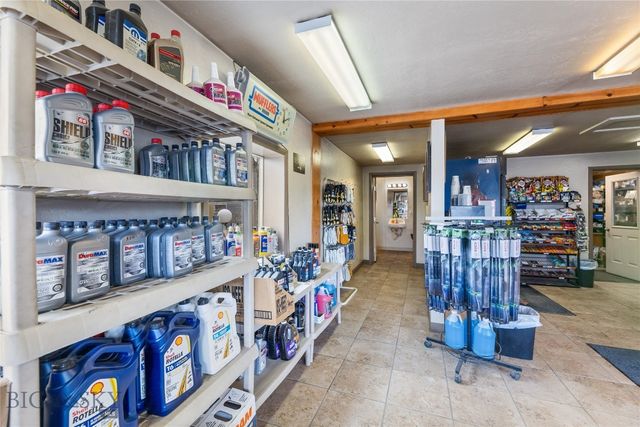301 1st Avenue N, Clyde Park, MT 59018
