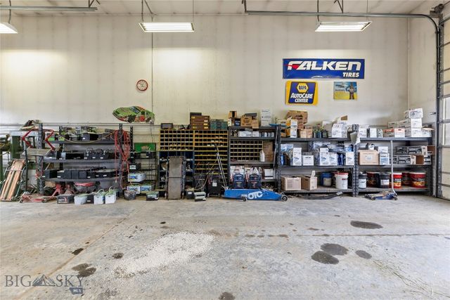 301 1st Avenue N, Clyde Park, MT 59018