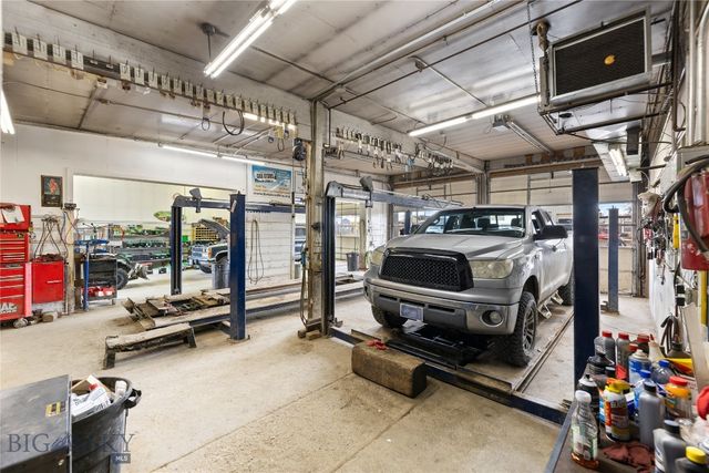 301 1st Avenue N, Clyde Park, MT 59018