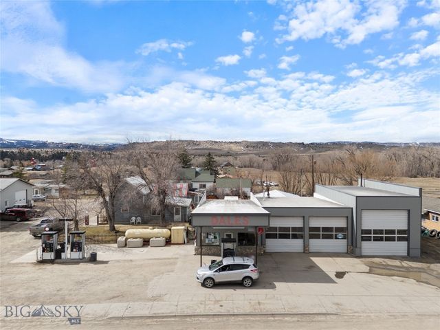 301 1st Avenue N, Clyde Park, MT 59018