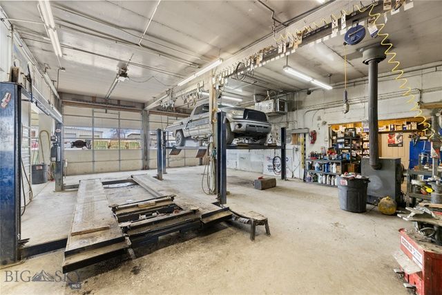301 1st Avenue N, Clyde Park, MT 59018