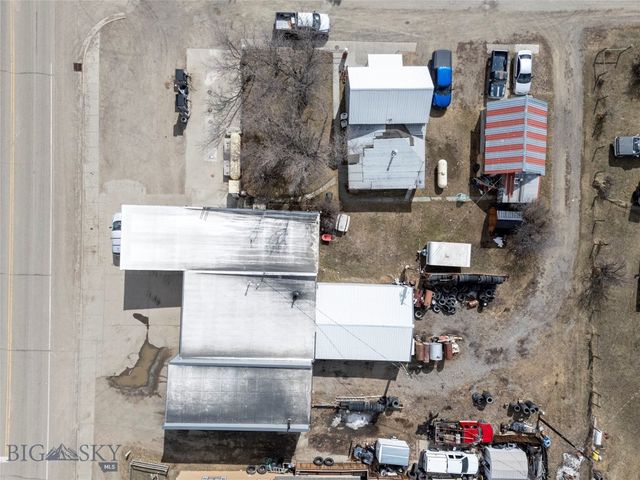 301 1st Avenue N, Clyde Park, MT 59018