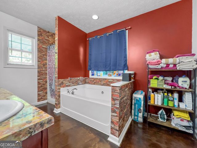 175 Loudoun Drive, Covington, GA 30014
