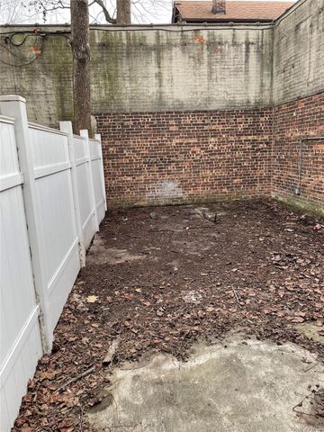 104-06 Jamaica Avenue 1st Fl, Richmond Hill, NY 11418