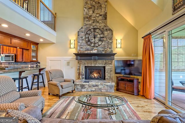 2265 Eastgate Drive, Hiawassee, GA 30546