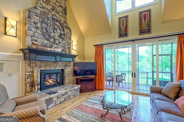 2265 Eastgate Drive, Hiawassee, GA 30546