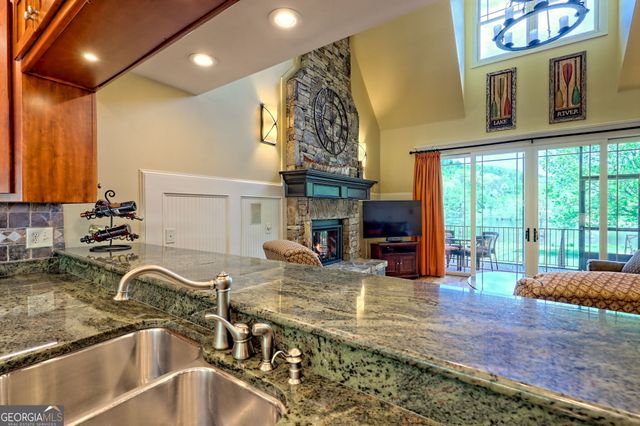 2265 Eastgate Drive, Hiawassee, GA 30546