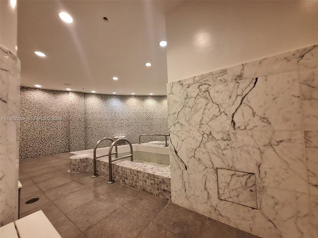 253 NE 2nd St 2606, Miami, FL 33132