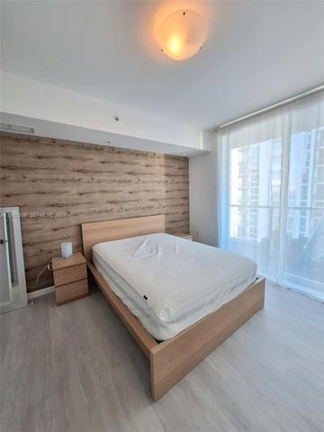 253 NE 2nd St 2606, Miami, FL 33132