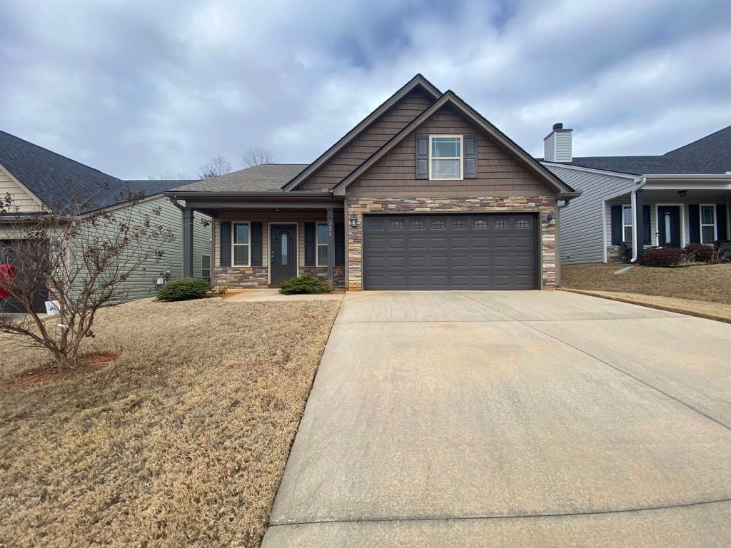 126 Mistwood Lane, Boiling Springs, SC 29316