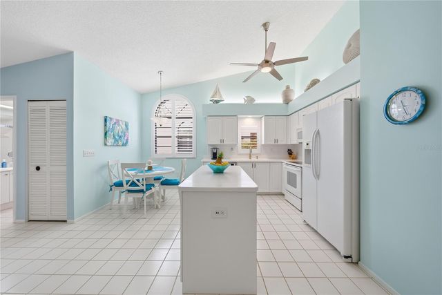 5550 SALEM SQUARE DRIVE S, Palm Harbor, FL 34685