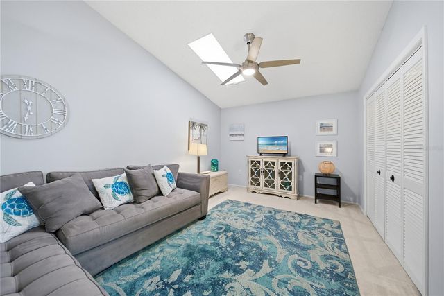 5550 SALEM SQUARE DRIVE S, Palm Harbor, FL 34685