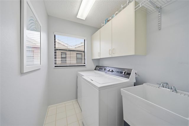 5550 SALEM SQUARE DRIVE S, Palm Harbor, FL 34685