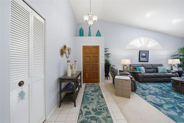 5550 SALEM SQUARE DRIVE S, Palm Harbor, FL 34685