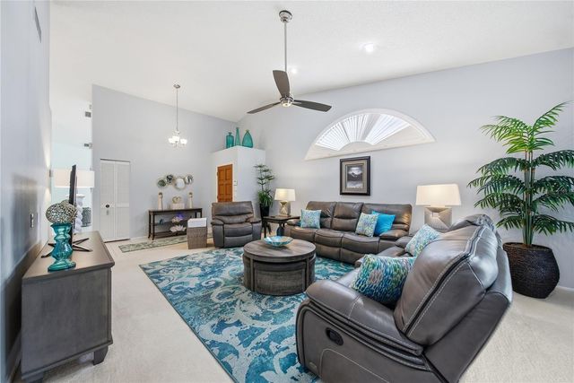 5550 SALEM SQUARE DRIVE S, Palm Harbor, FL 34685