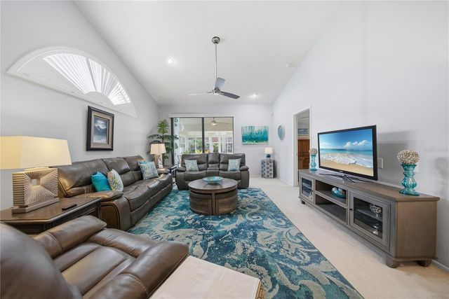 5550 SALEM SQUARE DRIVE S, Palm Harbor, FL 34685