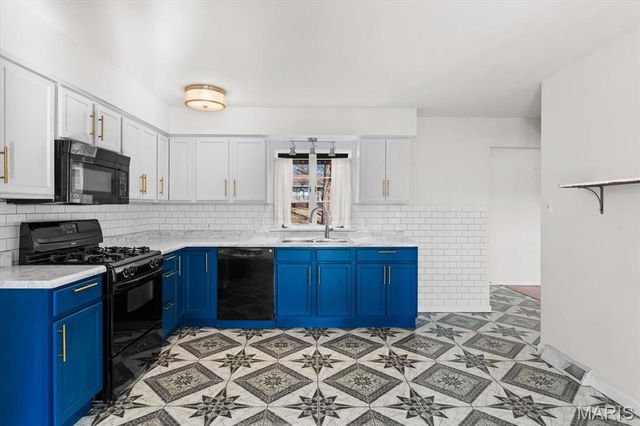 702 Mary Jane Street, Lebanon, IL 62254