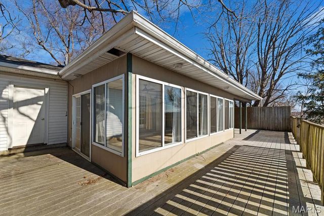 702 Mary Jane Street, Lebanon, IL 62254