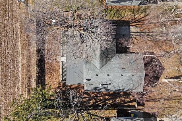 702 Mary Jane Street, Lebanon, IL 62254