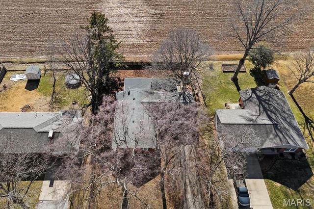 702 Mary Jane Street, Lebanon, IL 62254