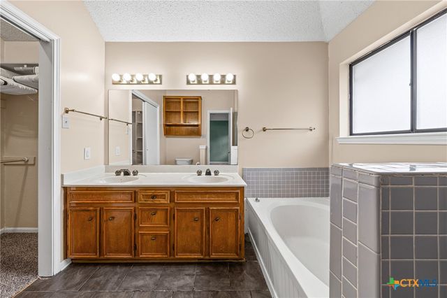 4901 Bending Trail, Killeen, TX 76542