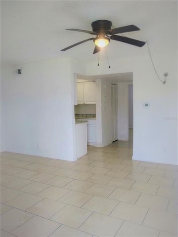 302 S SPRING GARDEN AVENUE B09, Deland, FL 32720