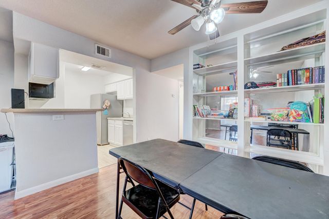 6001 Reims Road 301, Houston, TX 77036