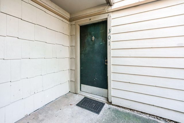 6001 Reims Road 301, Houston, TX 77036