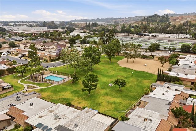 725 Palomares, San Dimas, CA 91773