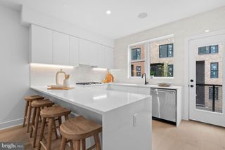 650 FAIRMOUNT AVE #J3, Philadelphia, PA 19123