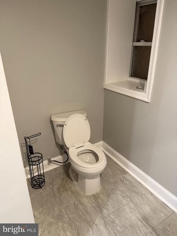 2921 BAKER ST, Baltimore, MD 21216